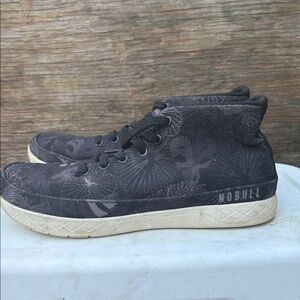 NOBULL mid-Top Sneakers in Charcoal and Off-White